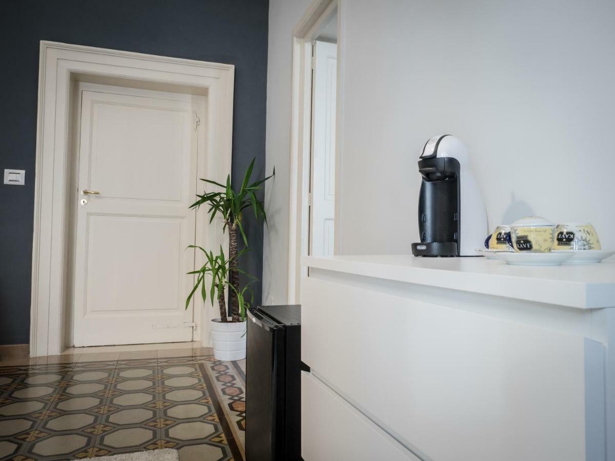 Ajde rooms&breakfast Trani Buitenkant foto
