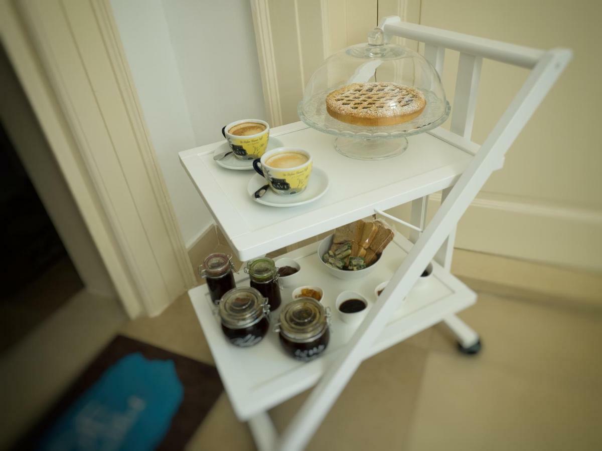 Ajde rooms&breakfast Trani Buitenkant foto